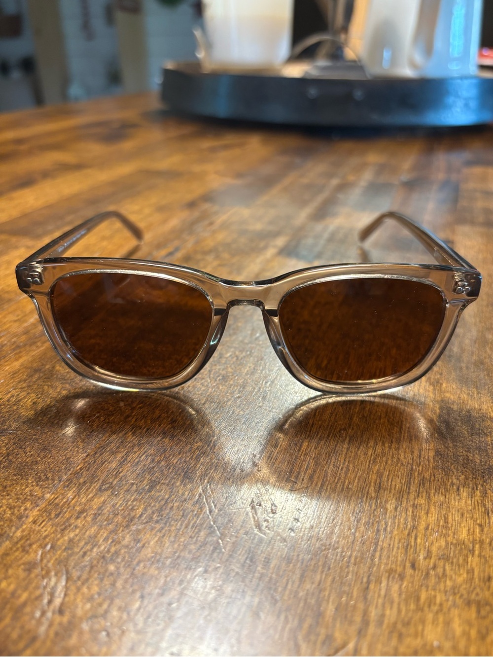 Quince Athens Polarized Sunglasses Clear Taupe Brown 52-19-145 Lens Scratched